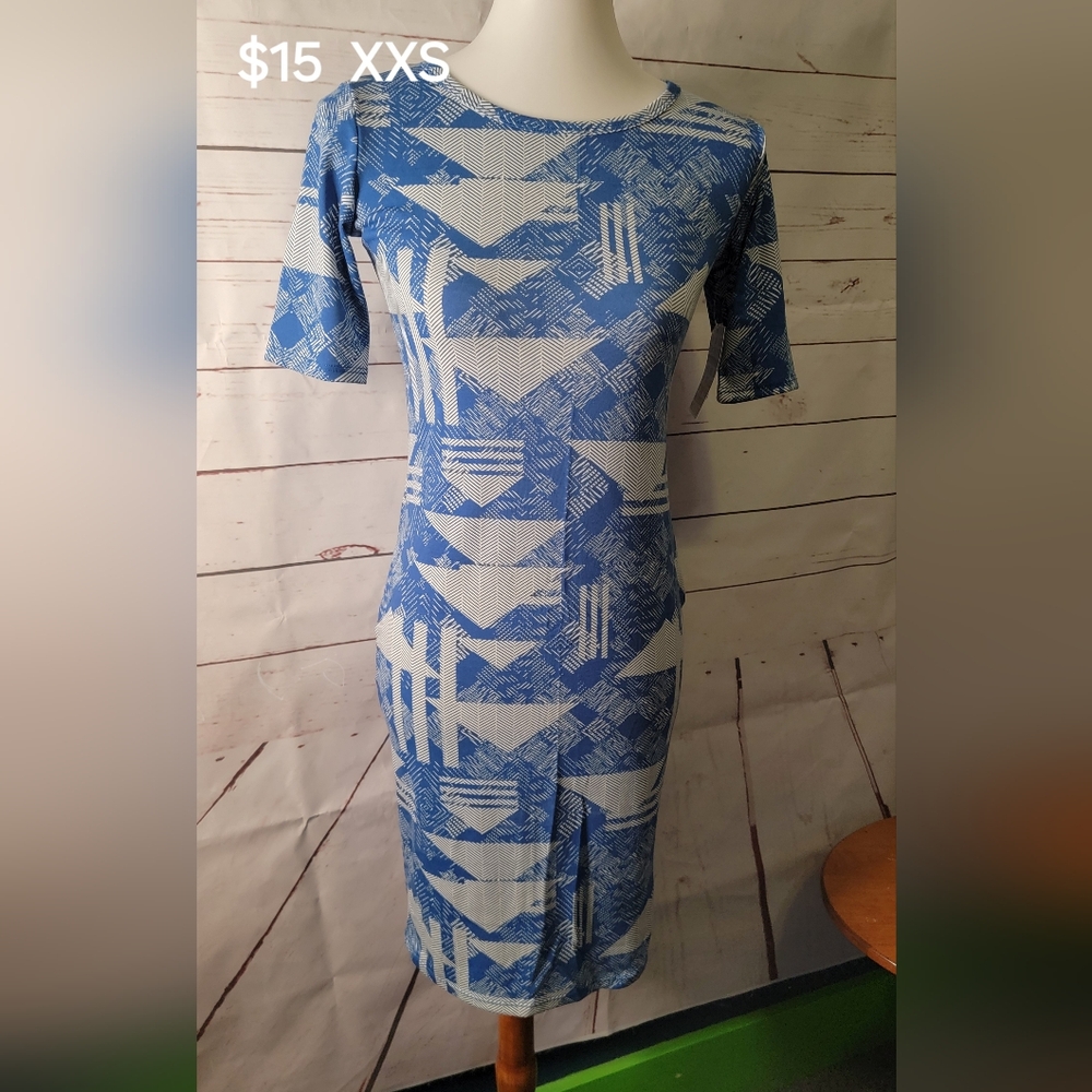 LuLaRoe Julia XXS